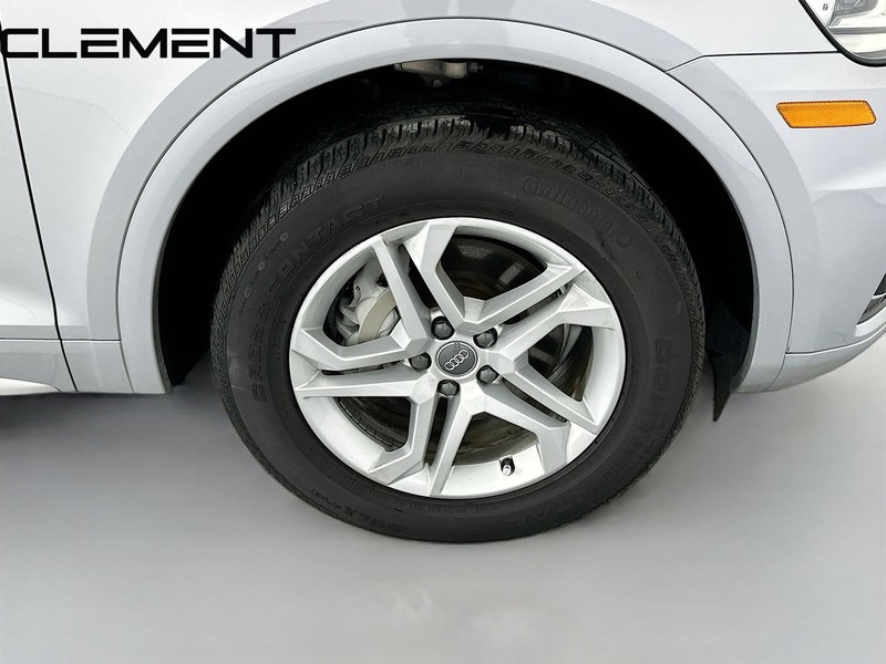 Audi Q5 Vehicle Full-screen Gallery Image 38