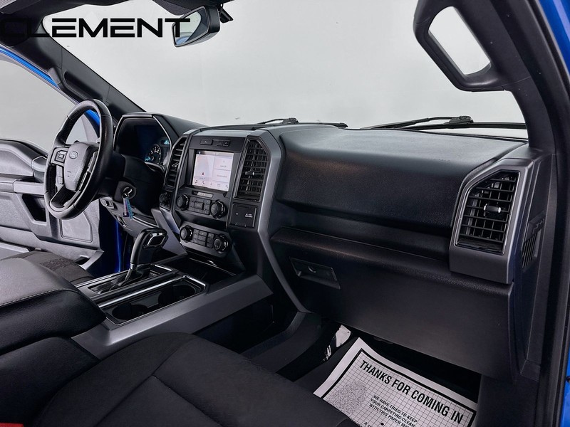 Ford F-150 Vehicle Full-screen Gallery Image 33