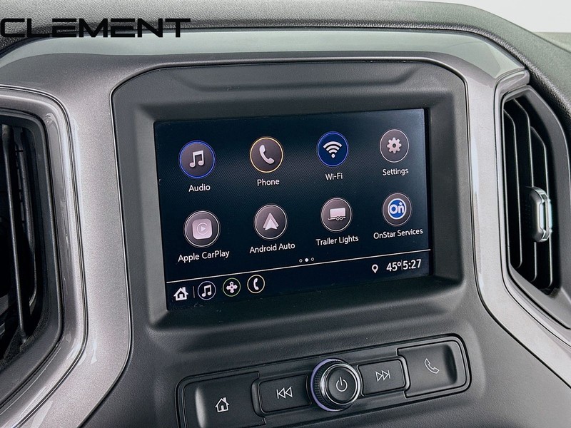 Chevrolet Silverado 1500 Vehicle Image 18