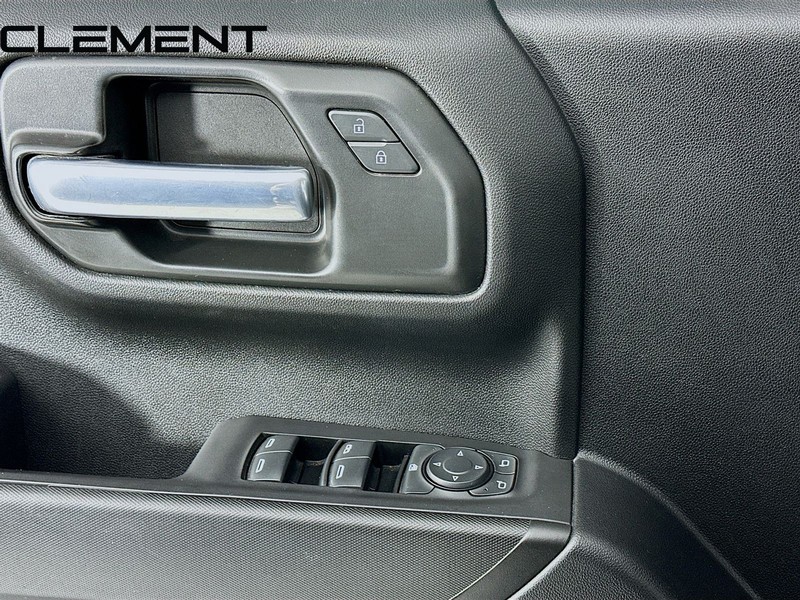 Chevrolet Silverado 1500 Vehicle Image 22