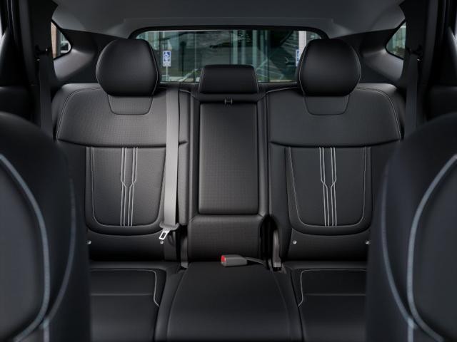 Hyundai Tucson Hybrid Vehicle Full-screen Gallery Image 12