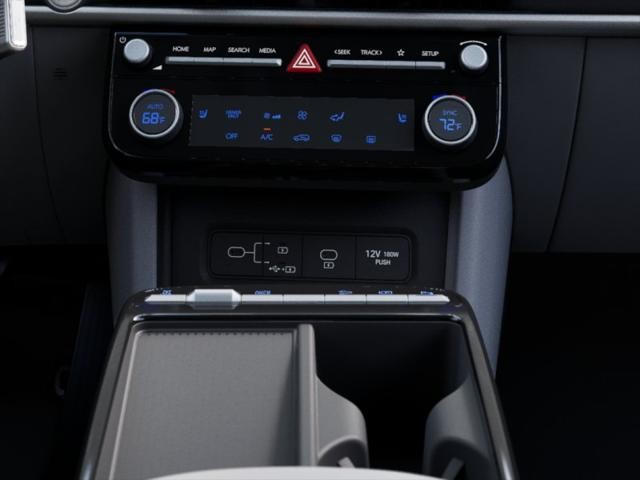 Hyundai Tucson Hybrid Vehicle Full-screen Gallery Image 16