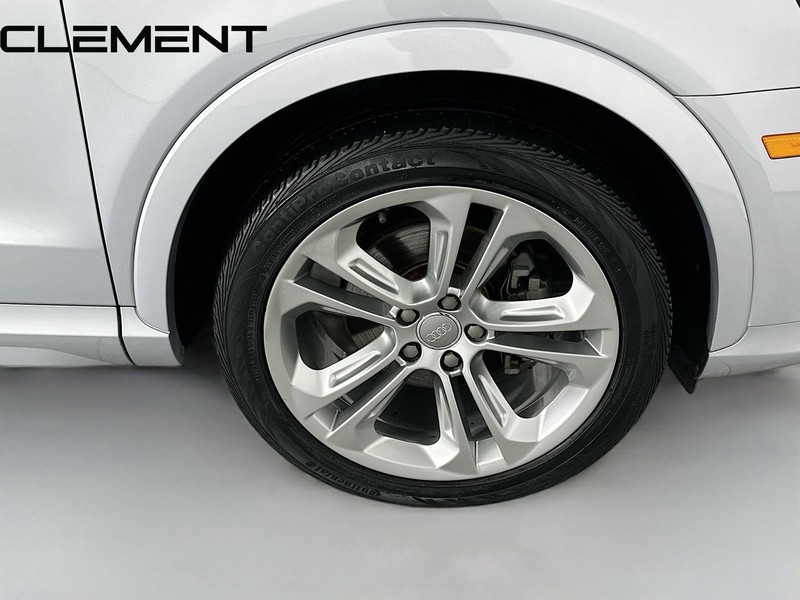 Audi Q3 Vehicle Full-screen Gallery Image 37