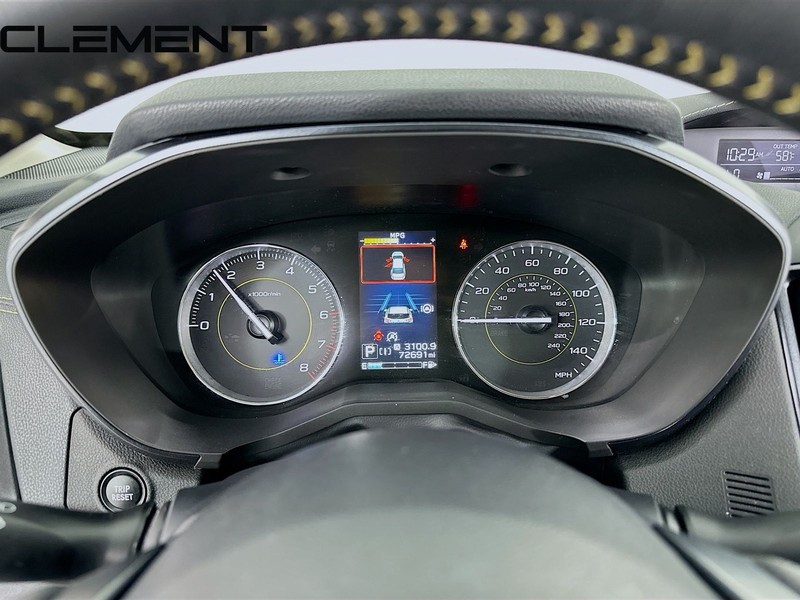 Subaru Crosstrek Vehicle Image 18