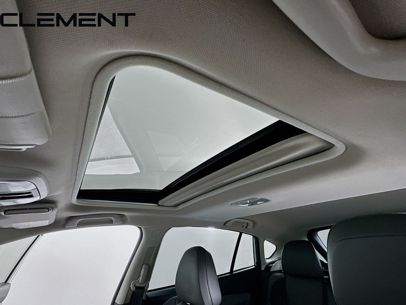 Subaru Crosstrek Vehicle Image 25