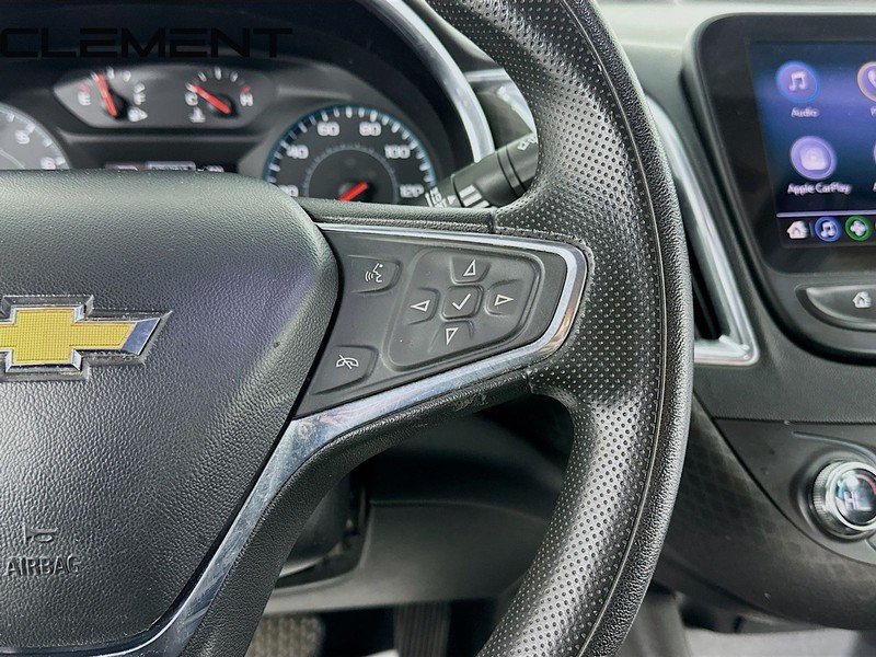 Chevrolet Malibu Vehicle Full-screen Gallery Image 17