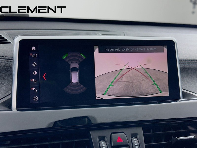 BMW X1 Vehicle Image 20