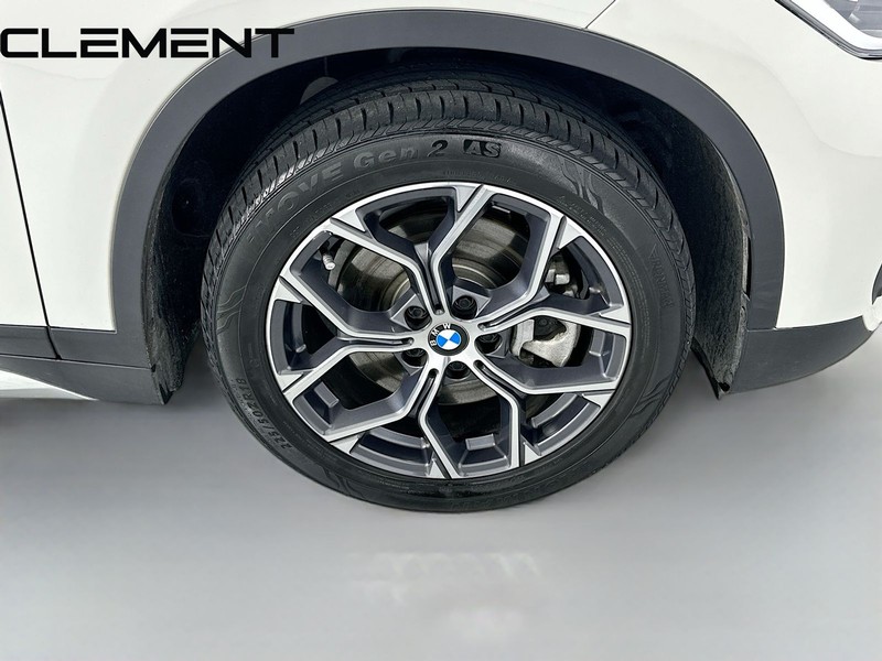 BMW X1 Vehicle Image 37