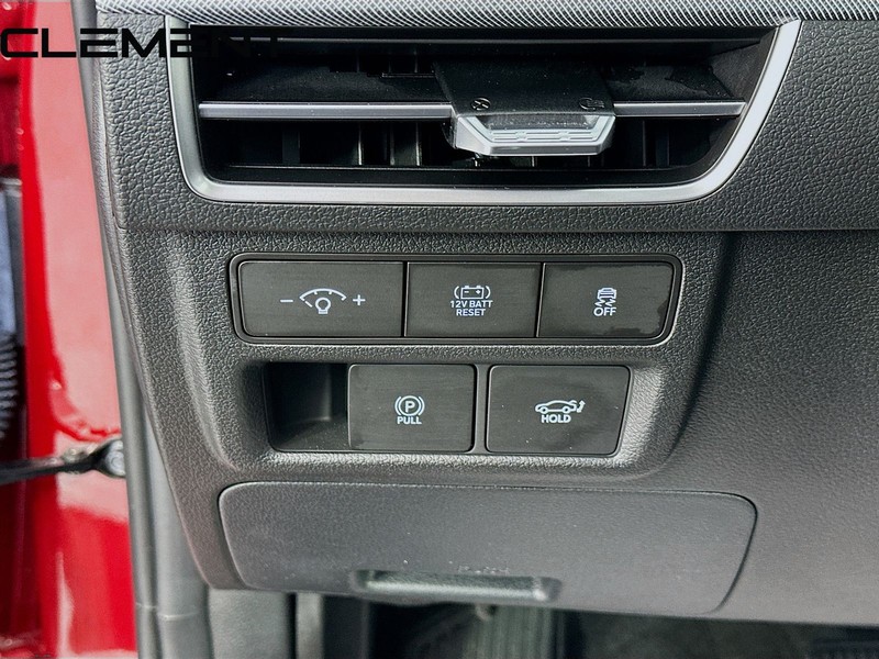 Hyundai Sonata Hybrid Vehicle Image 13