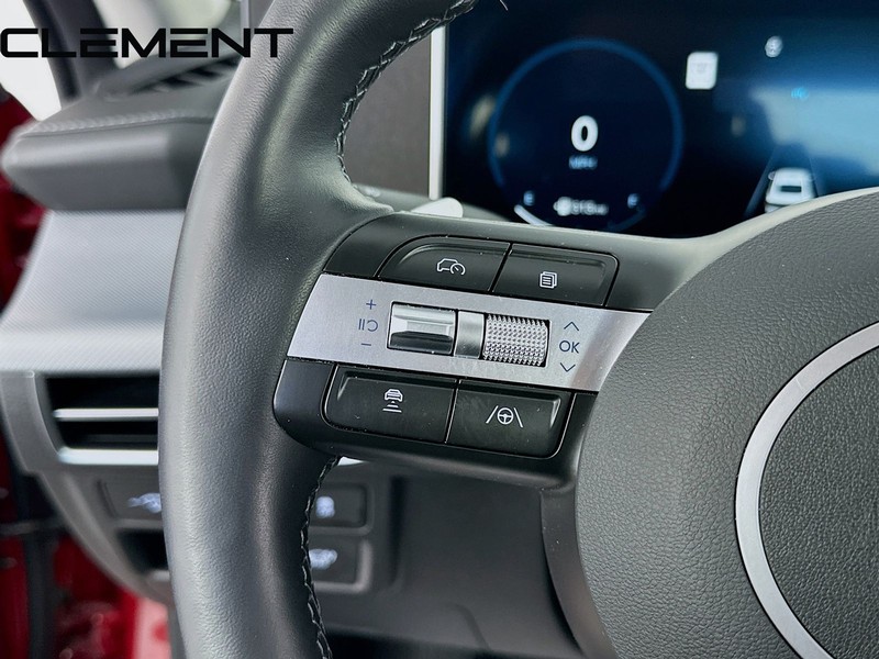 Hyundai Sonata Hybrid Vehicle Image 15