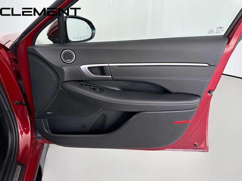 Hyundai Sonata Hybrid Vehicle Image 37