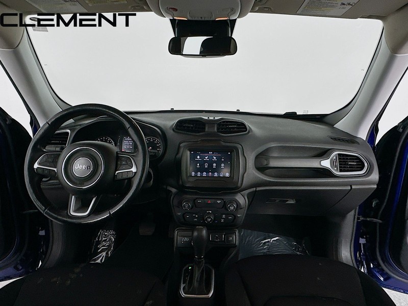 Jeep Renegade Vehicle Image 12