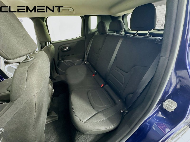 Jeep Renegade Vehicle Image 28