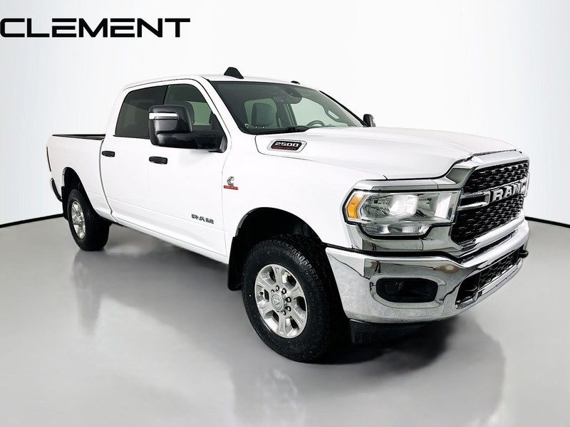 Ram 2500 Vehicle Full-screen Gallery Image 5