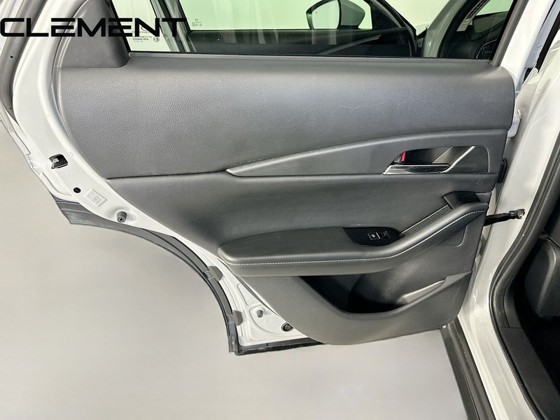 Mazda CX-30 Vehicle Image 32