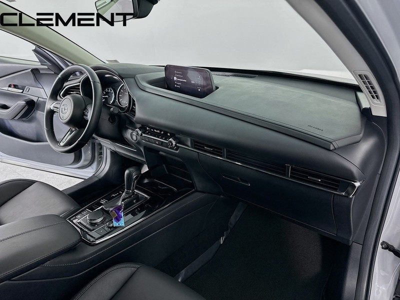 Mazda CX-30 Vehicle Image 35