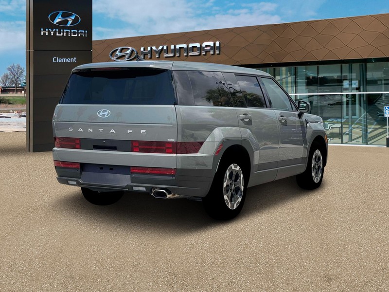 Hyundai Santa Fe Vehicle Full-screen Gallery Image 7