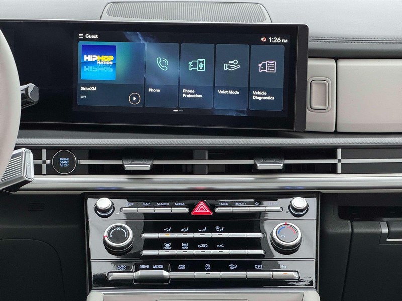 Hyundai Santa Fe Vehicle Full-screen Gallery Image 19