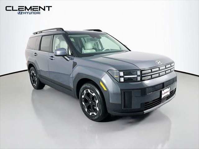 Hyundai Santa Fe Vehicle Full-screen Gallery Image 3