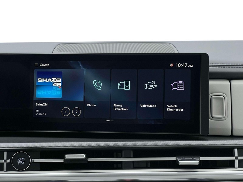 Hyundai Santa Fe Vehicle Full-screen Gallery Image 19