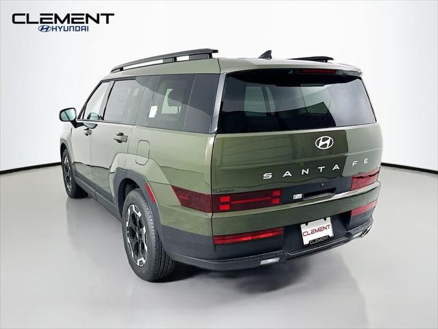 Hyundai Santa Fe Vehicle Full-screen Gallery Image 8