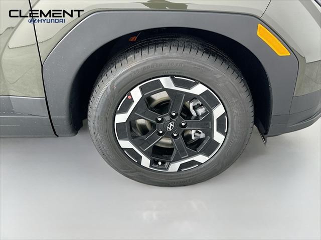 Hyundai Santa Fe Vehicle Full-screen Gallery Image 31