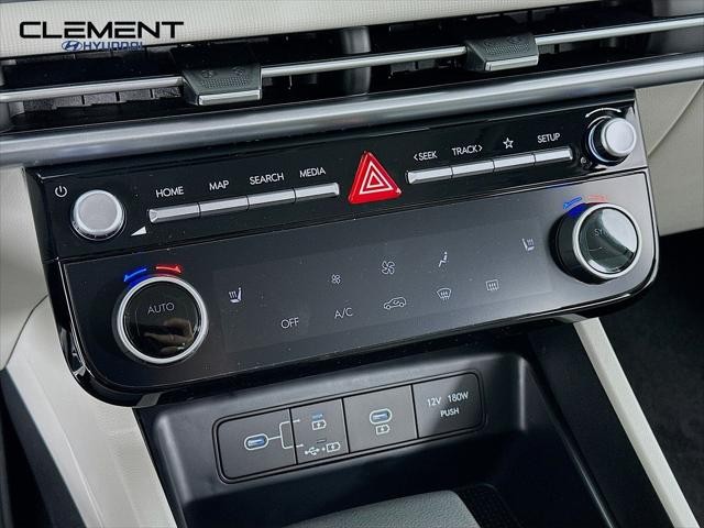 Hyundai Tucson Vehicle Full-screen Gallery Image 19