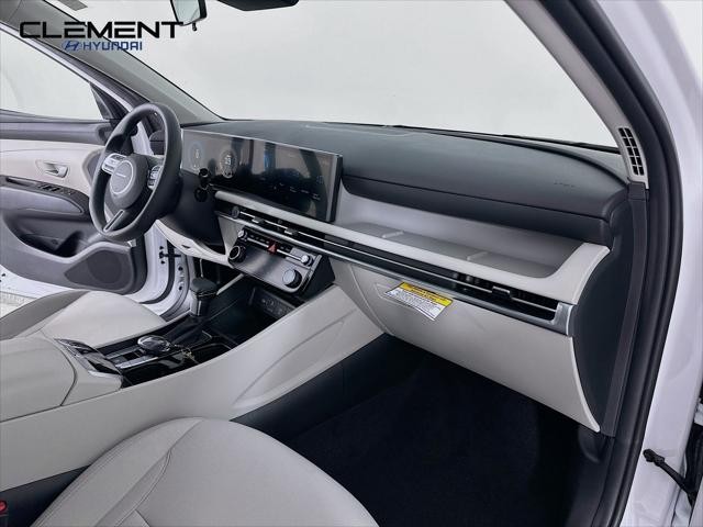 Hyundai Tucson Vehicle Full-screen Gallery Image 29