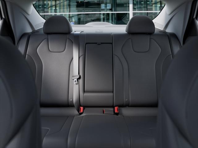 Hyundai Elantra Vehicle Image 12