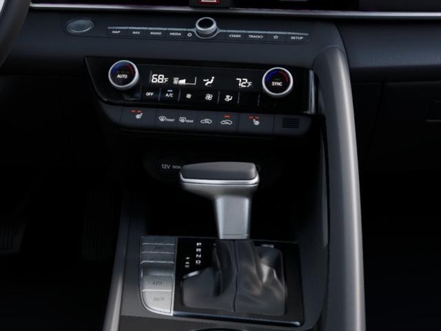Hyundai Elantra Vehicle Image 16