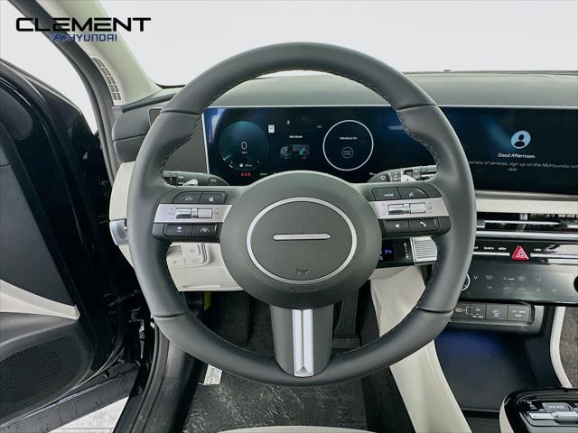 Hyundai Tucson Hybrid Vehicle Full-screen Gallery Image 13