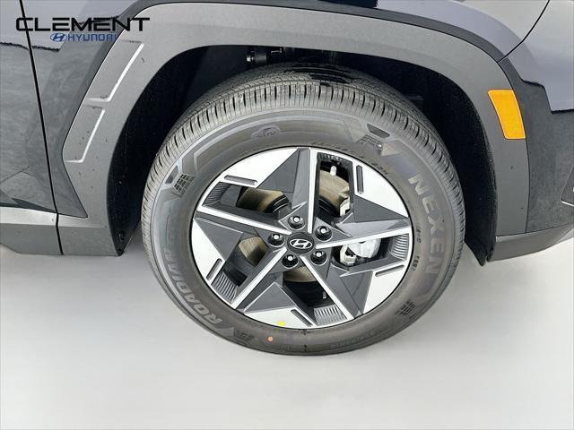 Hyundai Tucson Hybrid Vehicle Full-screen Gallery Image 31