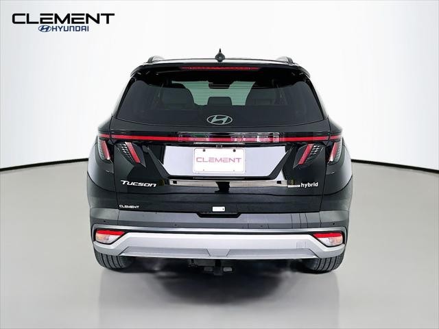 Hyundai Tucson Hybrid Vehicle Full-screen Gallery Image 7