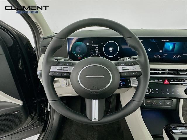 Hyundai Tucson Hybrid Vehicle Full-screen Gallery Image 13