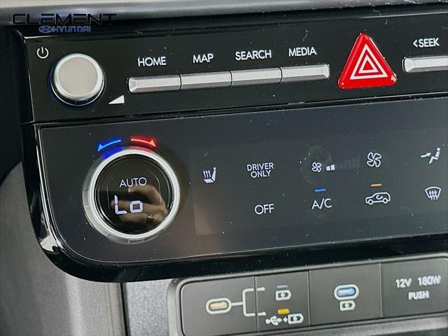 Hyundai Tucson Hybrid Vehicle Full-screen Gallery Image 20