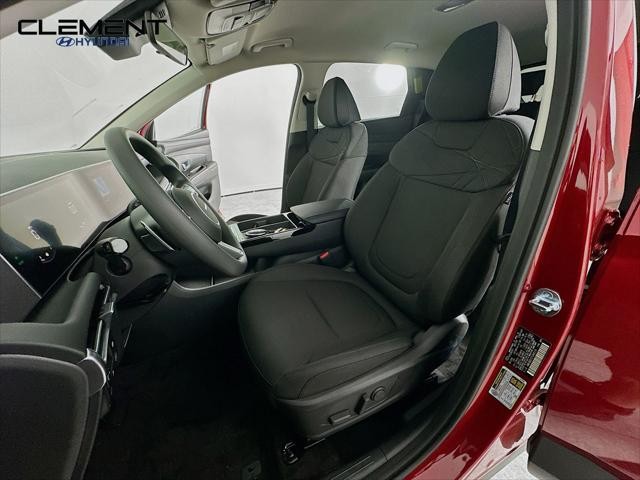 Hyundai Tucson Hybrid Vehicle Full-screen Gallery Image 25