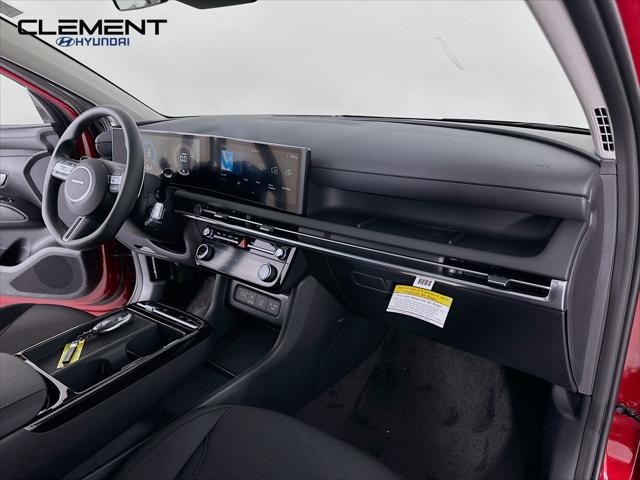 Hyundai Tucson Hybrid Vehicle Full-screen Gallery Image 30