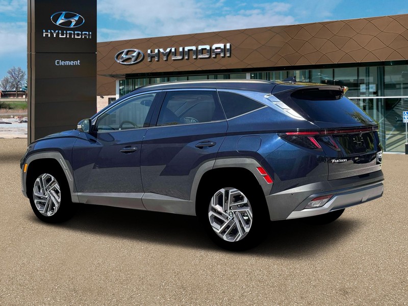 Hyundai Tucson Hybrid Vehicle Full-screen Gallery Image 4