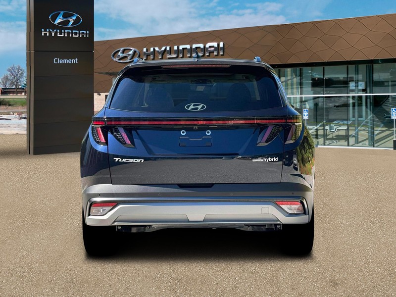 Hyundai Tucson Hybrid Vehicle Full-screen Gallery Image 6