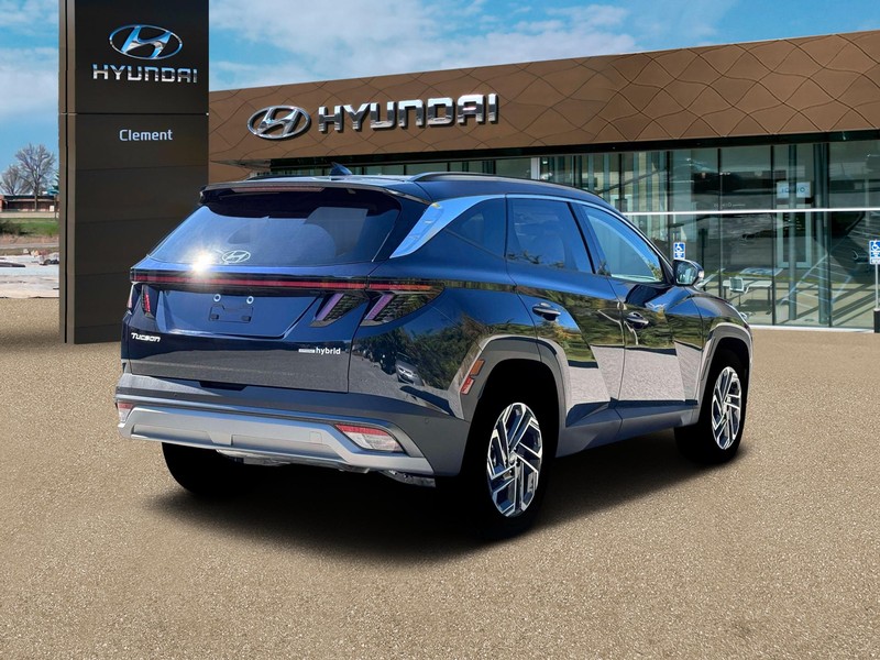 Hyundai Tucson Hybrid Vehicle Full-screen Gallery Image 7