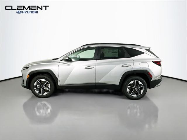 Hyundai Tucson Hybrid Vehicle Full-screen Gallery Image 4