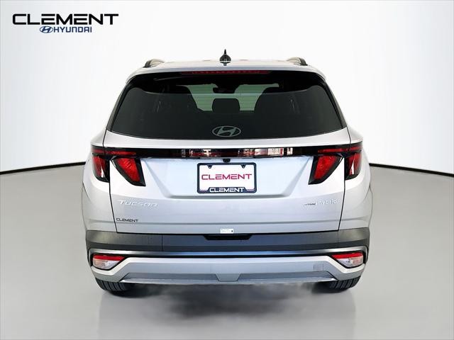 Hyundai Tucson Hybrid Vehicle Full-screen Gallery Image 7