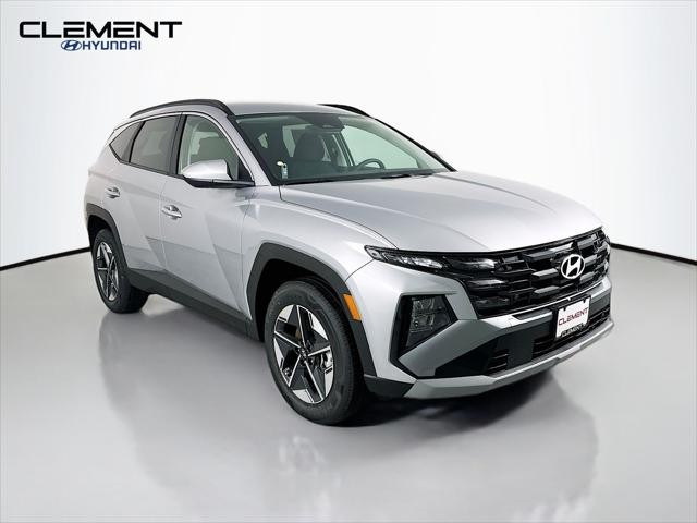 Hyundai Tucson Hybrid Vehicle Full-screen Gallery Image 3