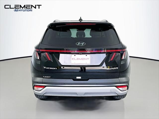 Hyundai Tucson Hybrid Vehicle Full-screen Gallery Image 7