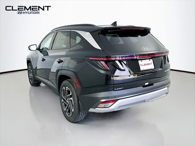 Hyundai Tucson Hybrid Vehicle Full-screen Gallery Image 8