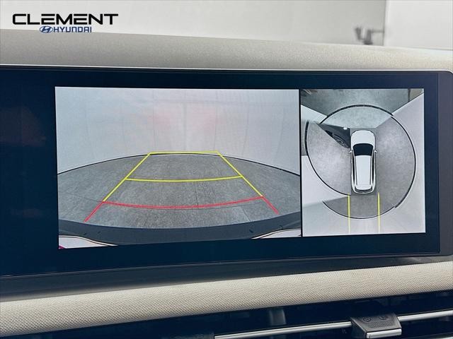 Hyundai Tucson Hybrid Vehicle Full-screen Gallery Image 18