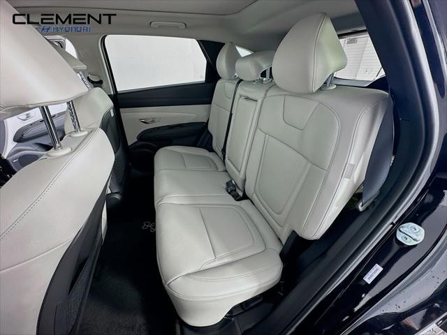 Hyundai Tucson Hybrid Vehicle Full-screen Gallery Image 29