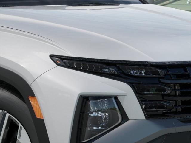 Hyundai Tucson Hybrid Vehicle Full-screen Gallery Image 9