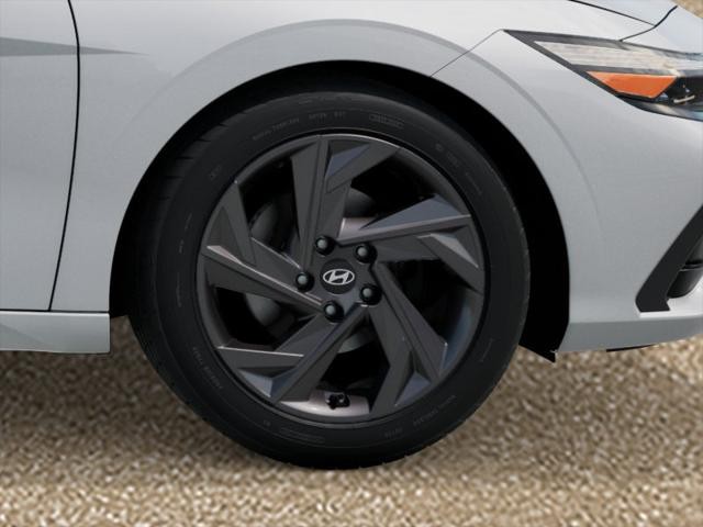 Hyundai Elantra Vehicle Image 08