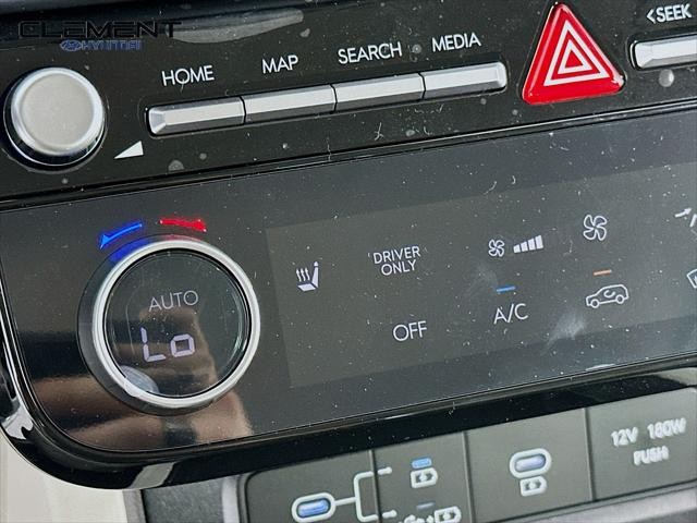 Hyundai Tucson Hybrid Vehicle Full-screen Gallery Image 20